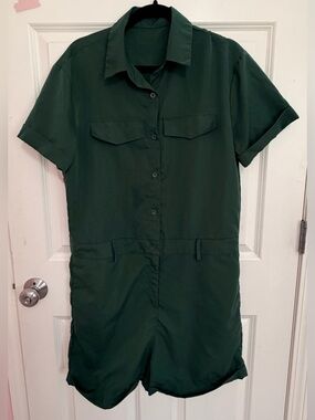 Women’s Forest Green Short Sleeve Shirt Romper golf caddie costume